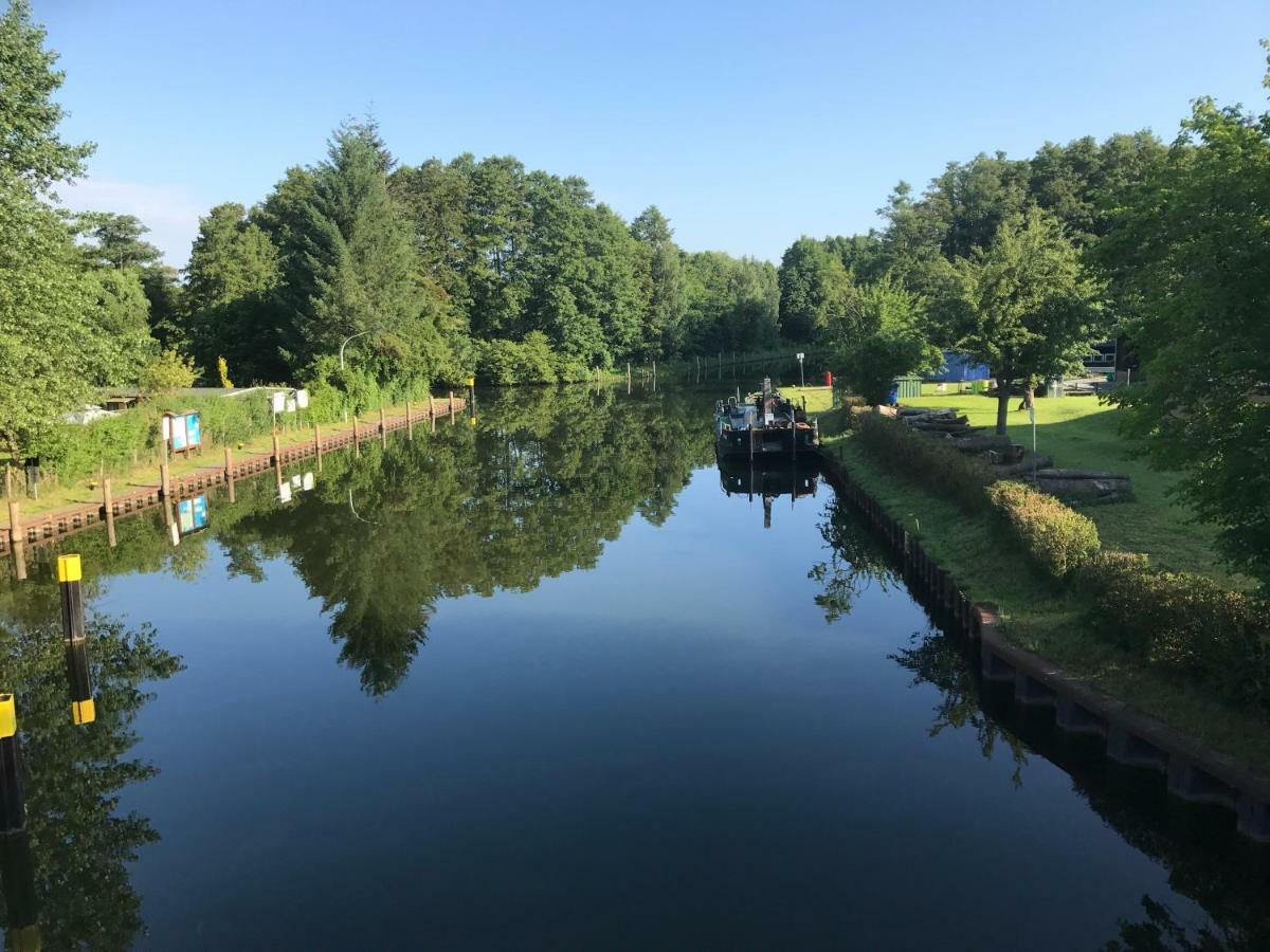 Ferienhaus Im Fischersteig Wustrow  Exteriör bild