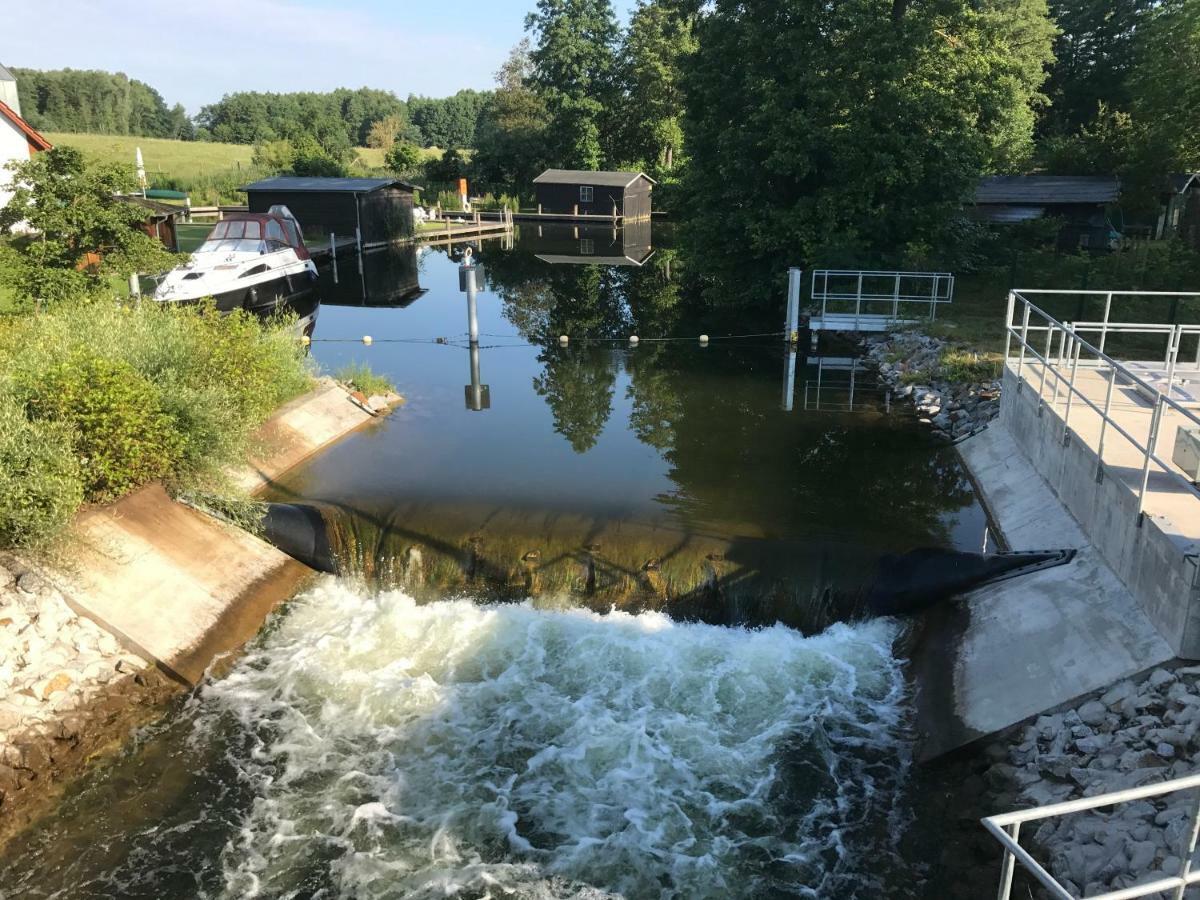 Ferienhaus Im Fischersteig Wustrow  Exteriör bild